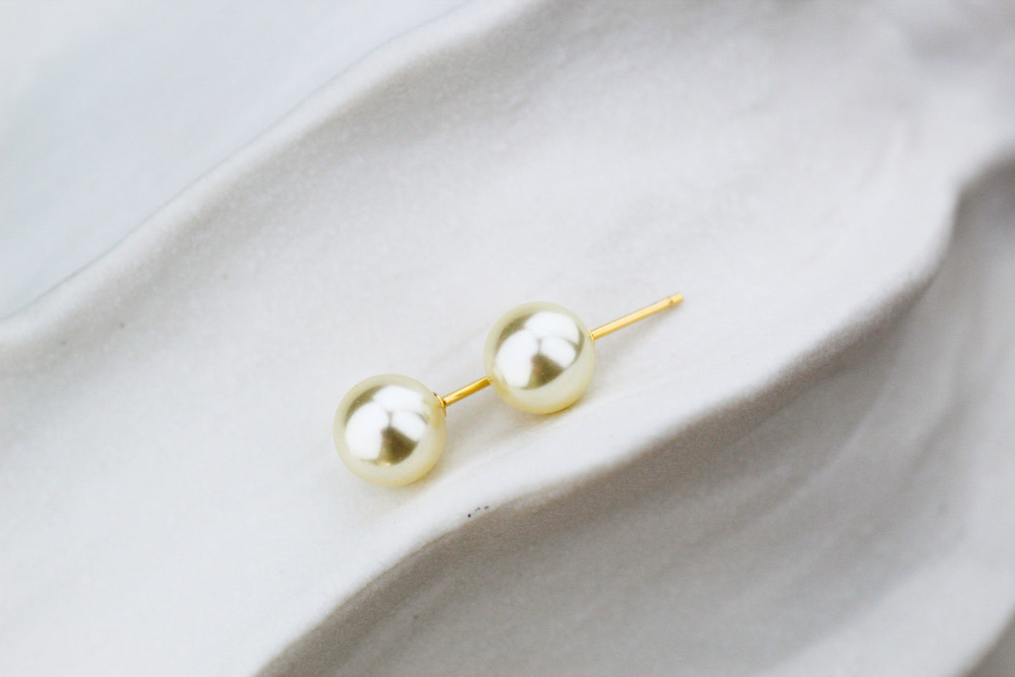 Aros Perlas 10 mm., versátiles para cada momento.