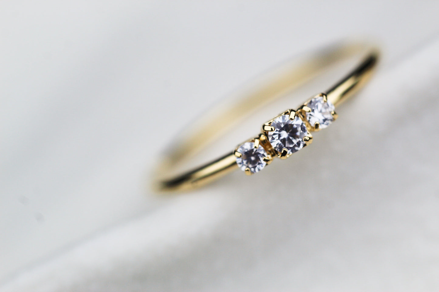 Anillo Diane Triluz