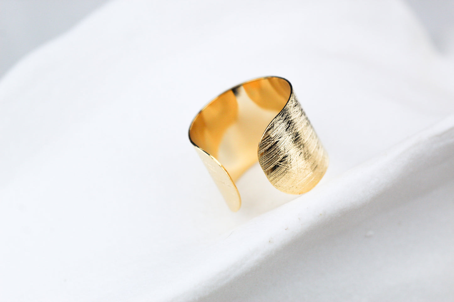 Anillo Satin Gru