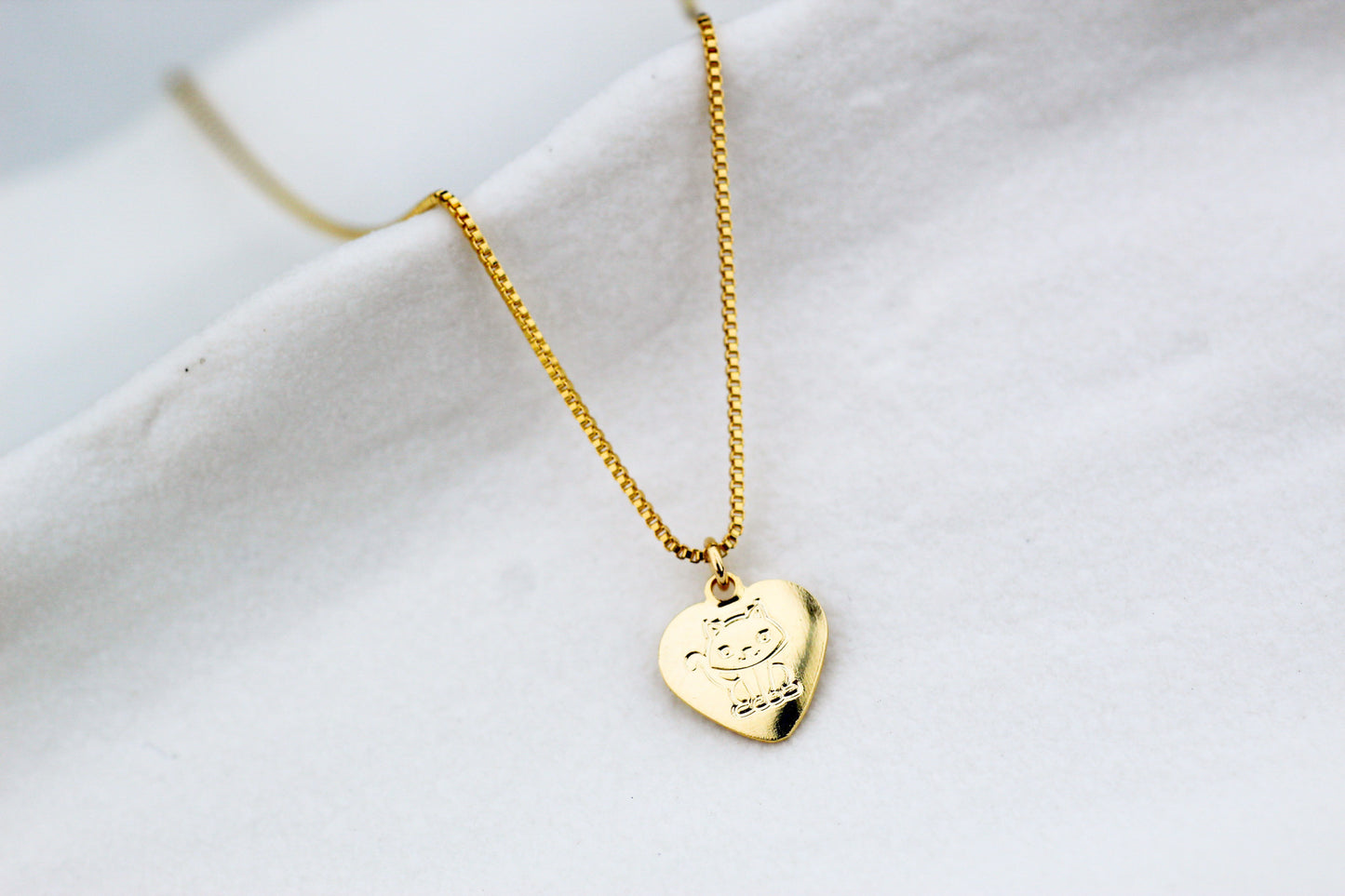 Collar Amor Gato, un amuleto para amantes de los gatos.