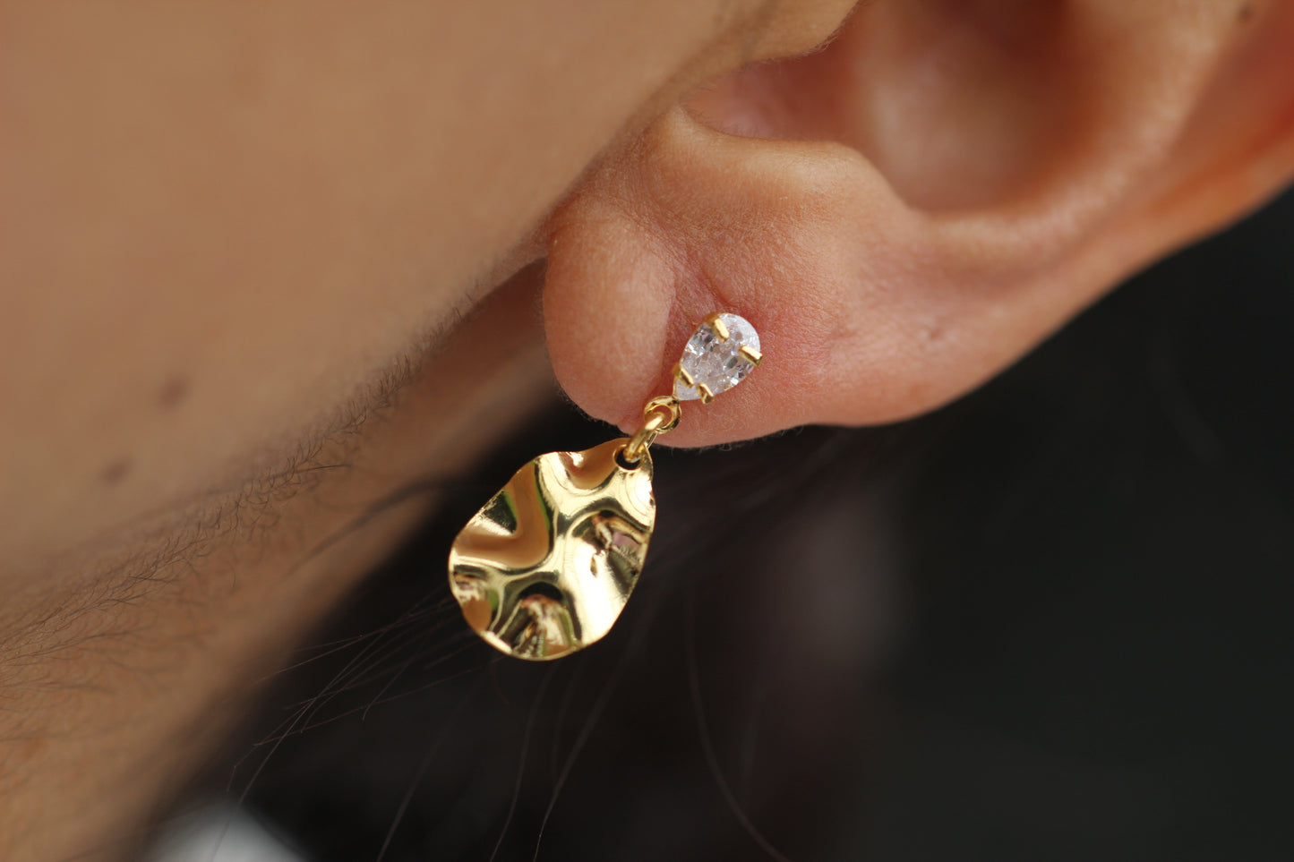 Aros Daya Gota circón