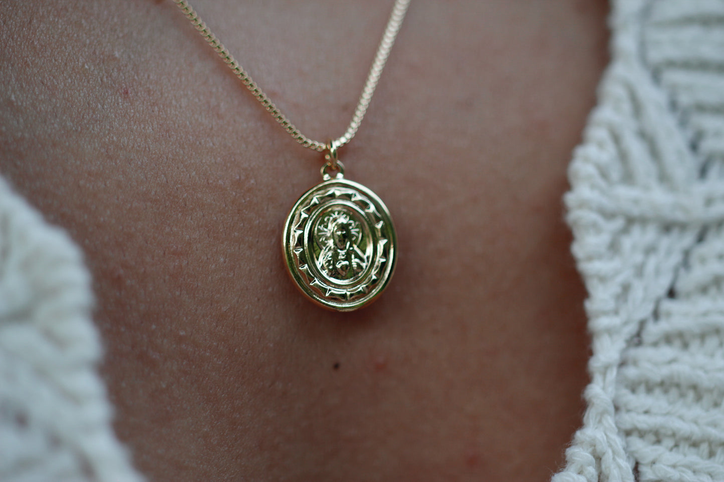 Collar Jesús
