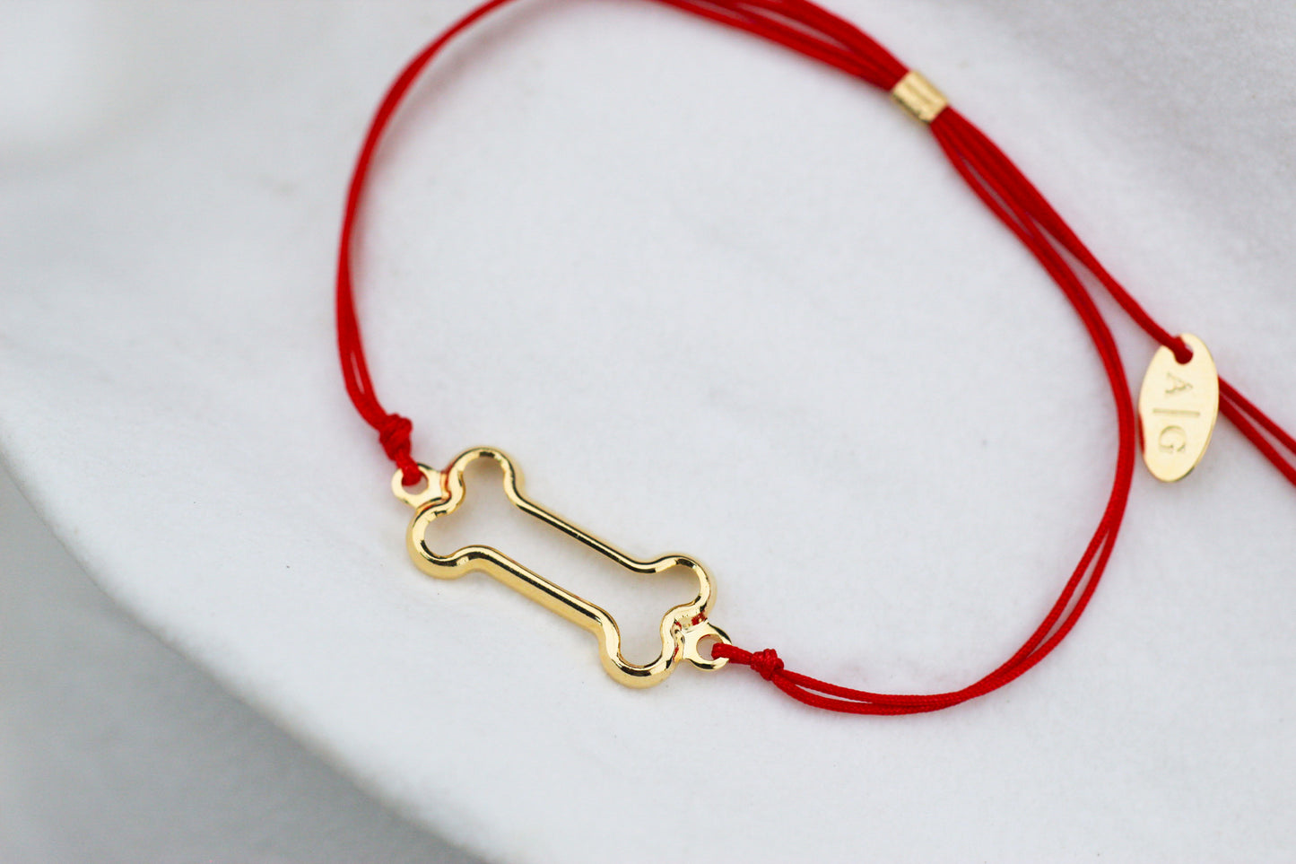 Pulsera Huesito Cali Rojo, un detalle para quienes aman a los perritos