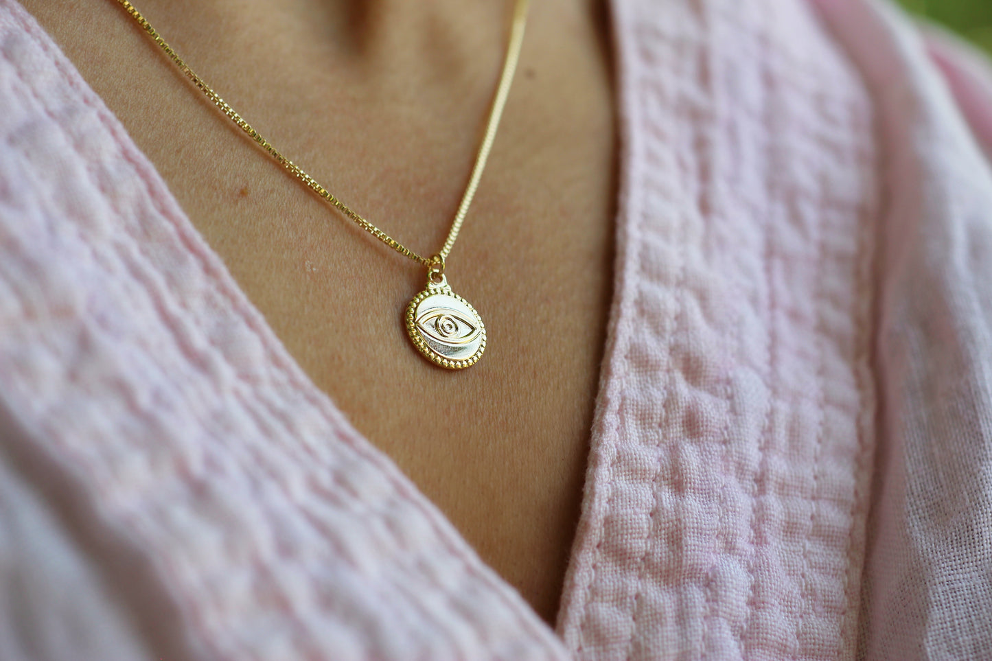 Collar Ojo silk