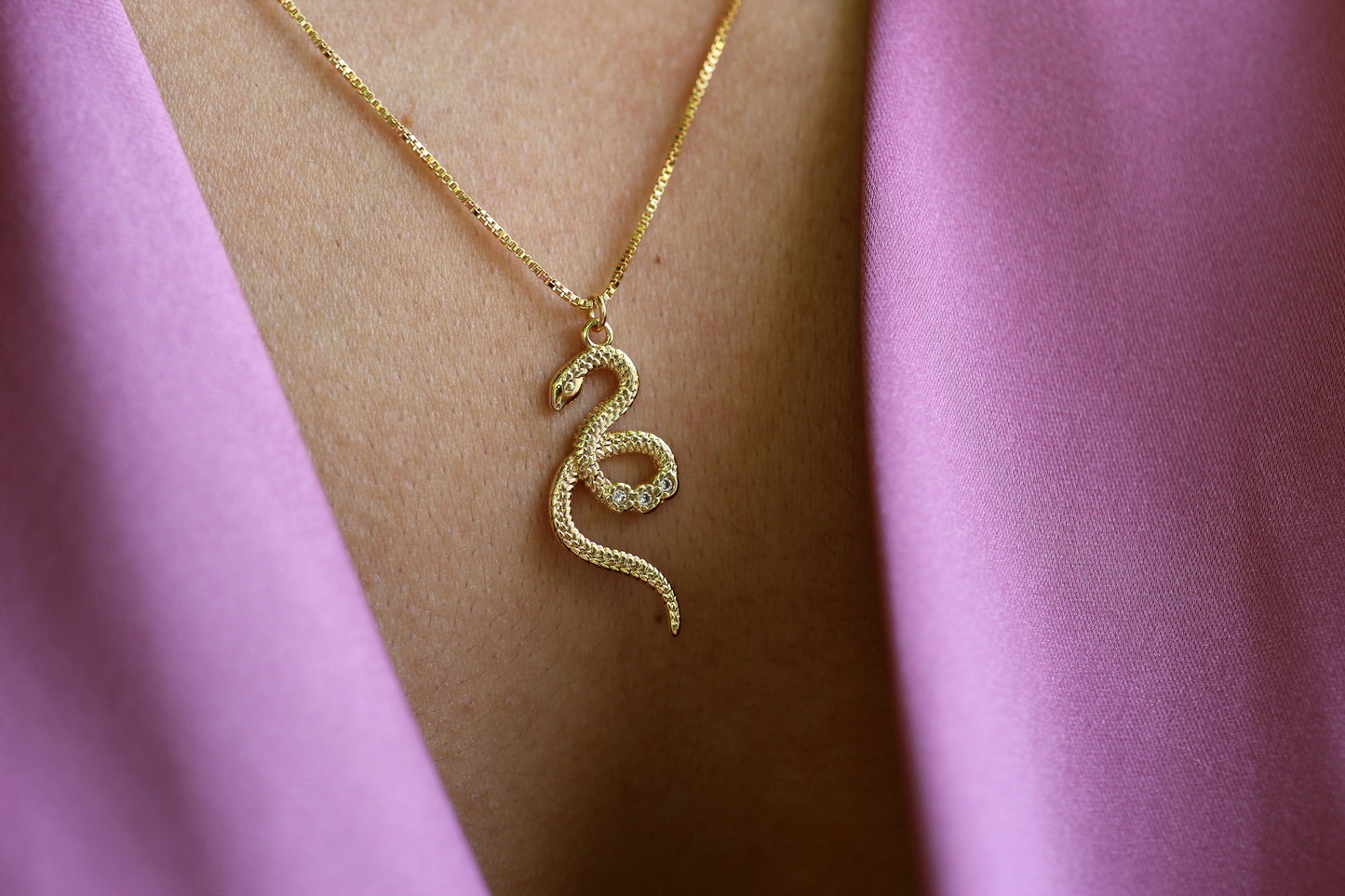 Collar Naga frost