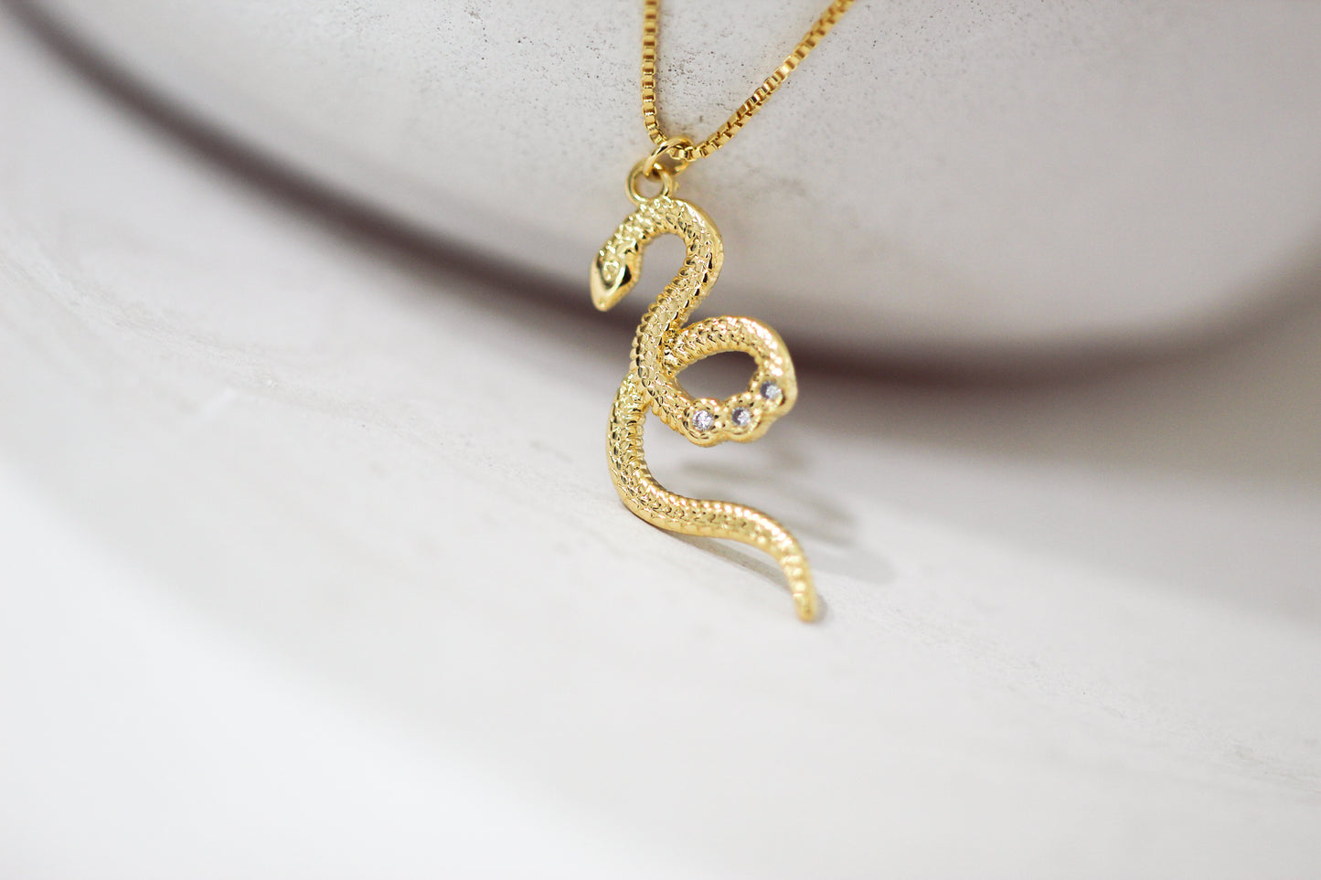 Collar Naga frost
