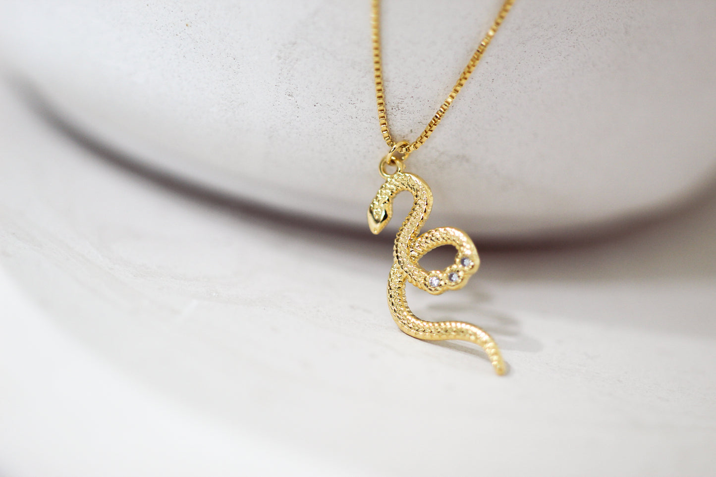 Collar Naga frost