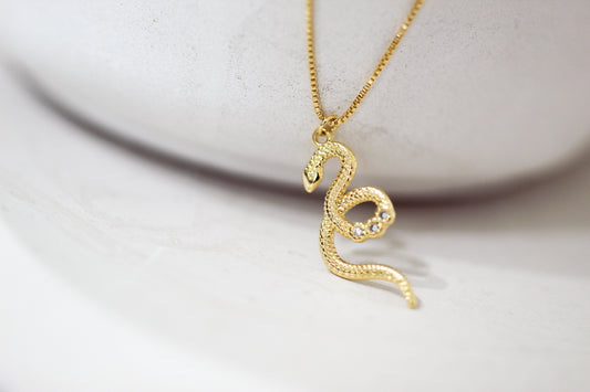 Collar Naga frost