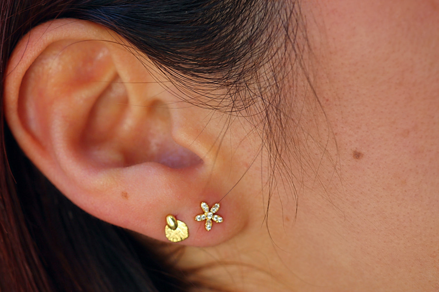 Aros BB Hawai Frost, flores sutiles inspiradas en Hawái