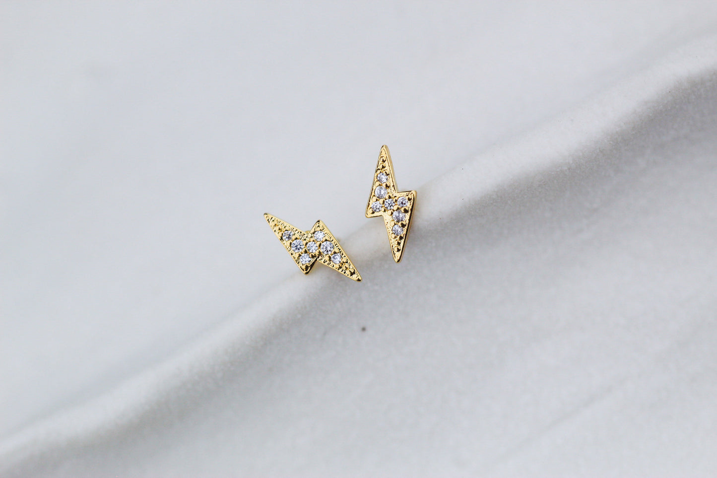 Aros Rayo Frost, destellos que marcan tu energía