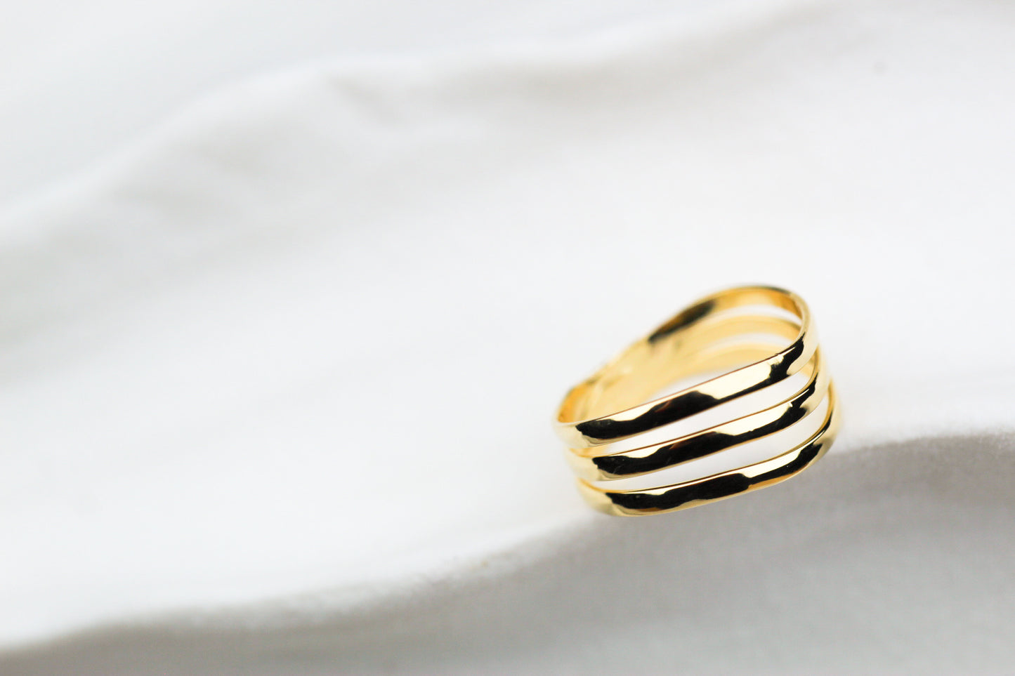 Anillo Líneas Curva