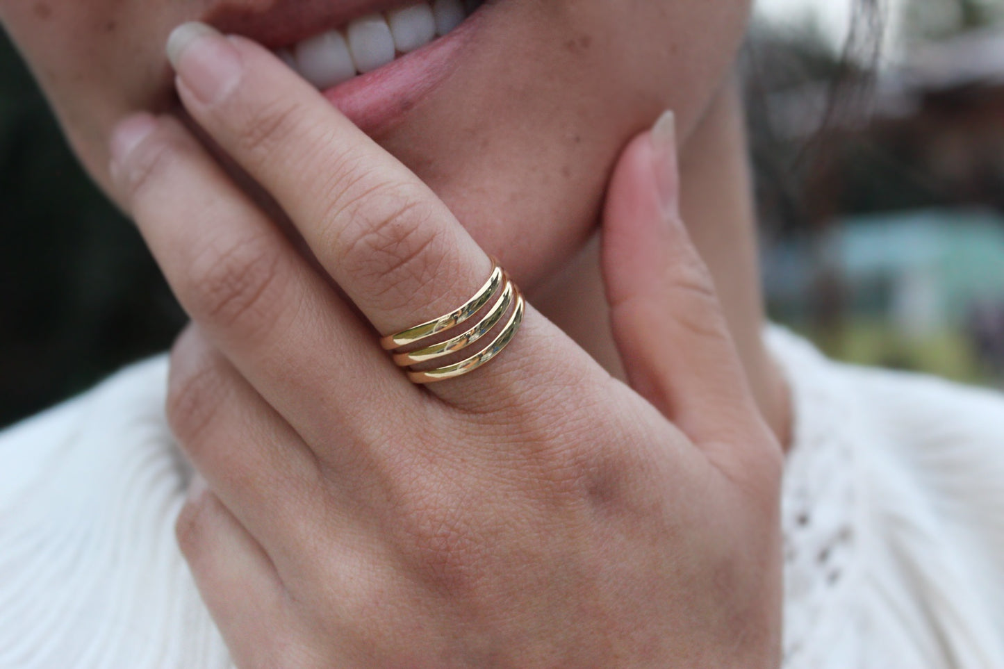 Anillo Líneas Curva