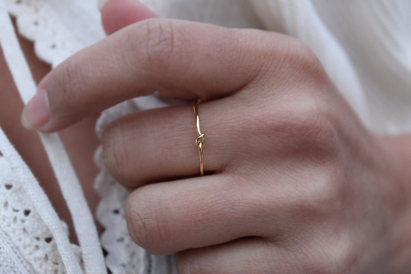 Anillo Nudo Sutil