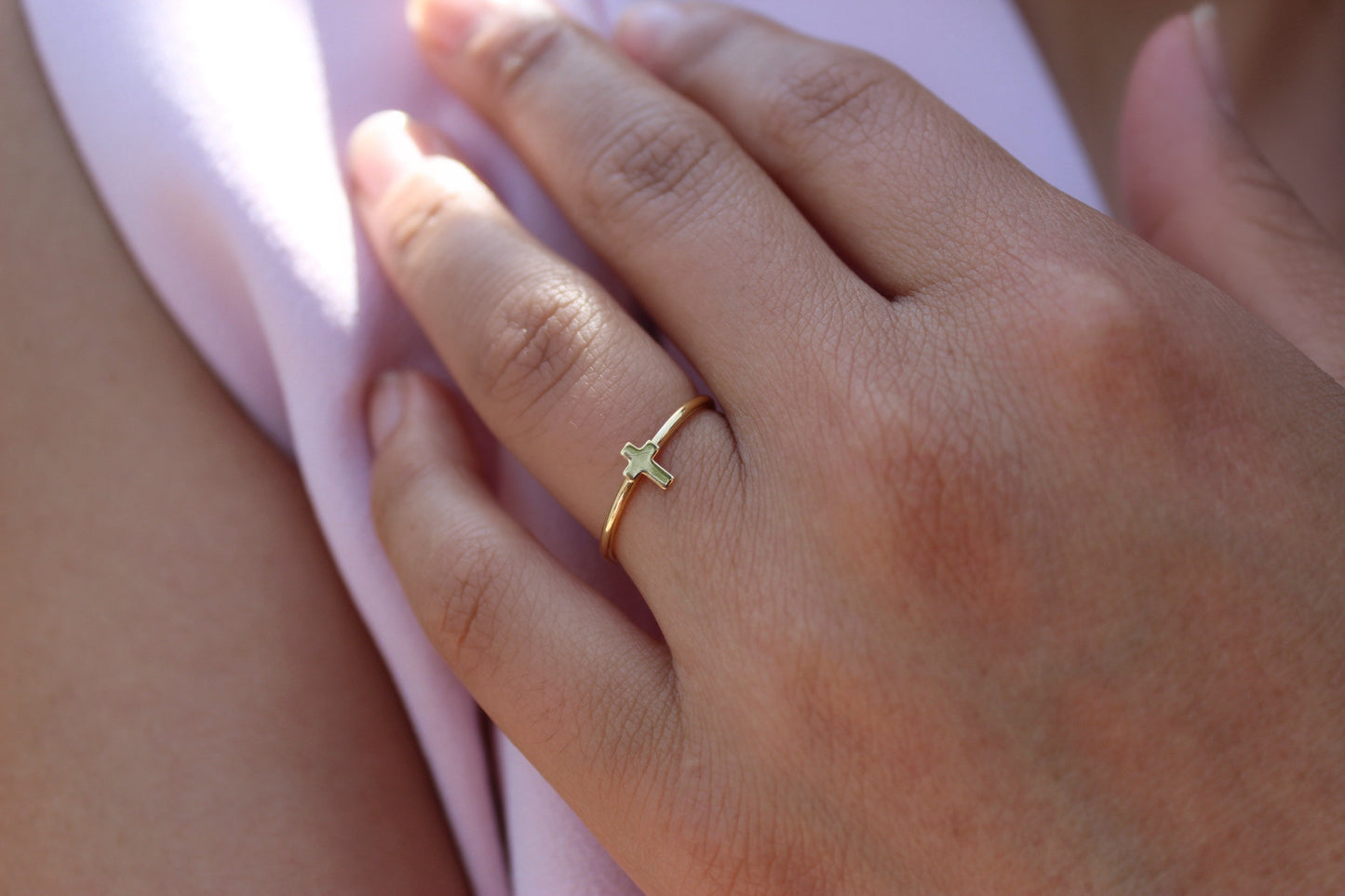 Anillo BB Cruz, símbolo de fe y protección