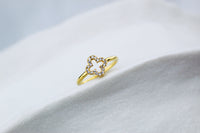 Anillo Carti Cali F, estilo refinado con carácter moderno 1