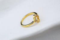 Anillo Carti Cali F, estilo refinado con carácter moderno 3