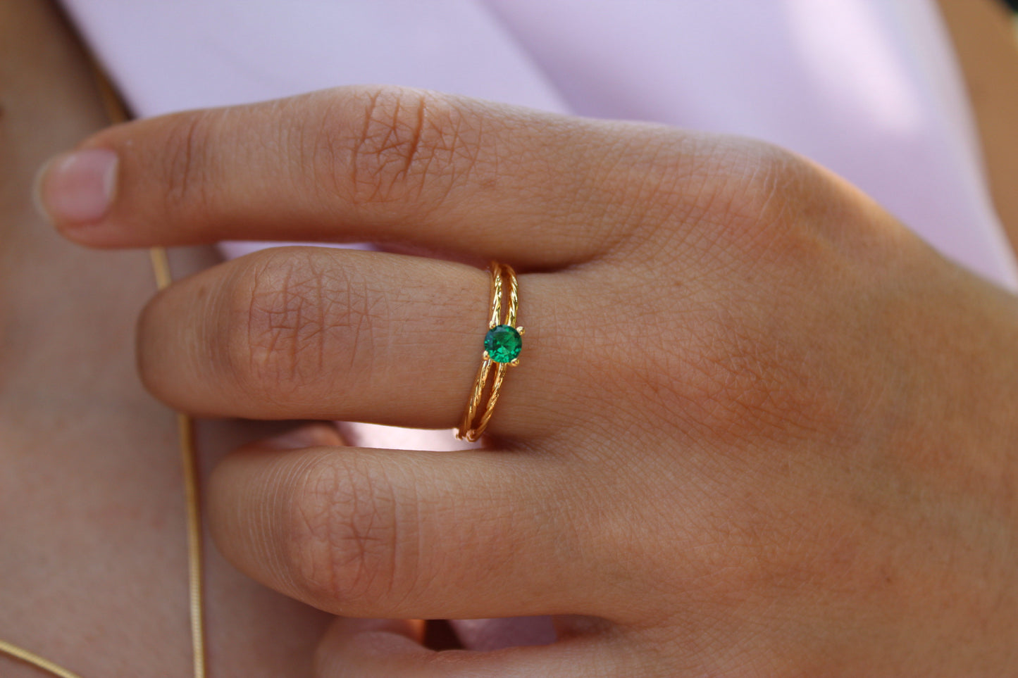 Anillo Diane Luz Verde, un color esmeralda que transmite frescura y carácter