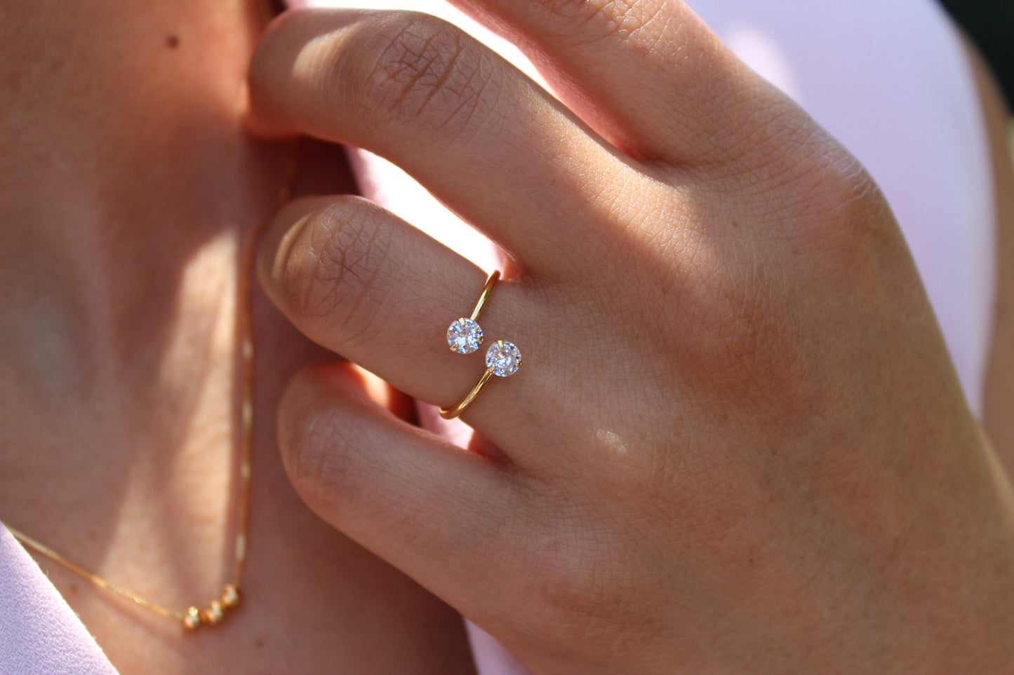 Anillo Du Luz, claridad que transforma tu presencia