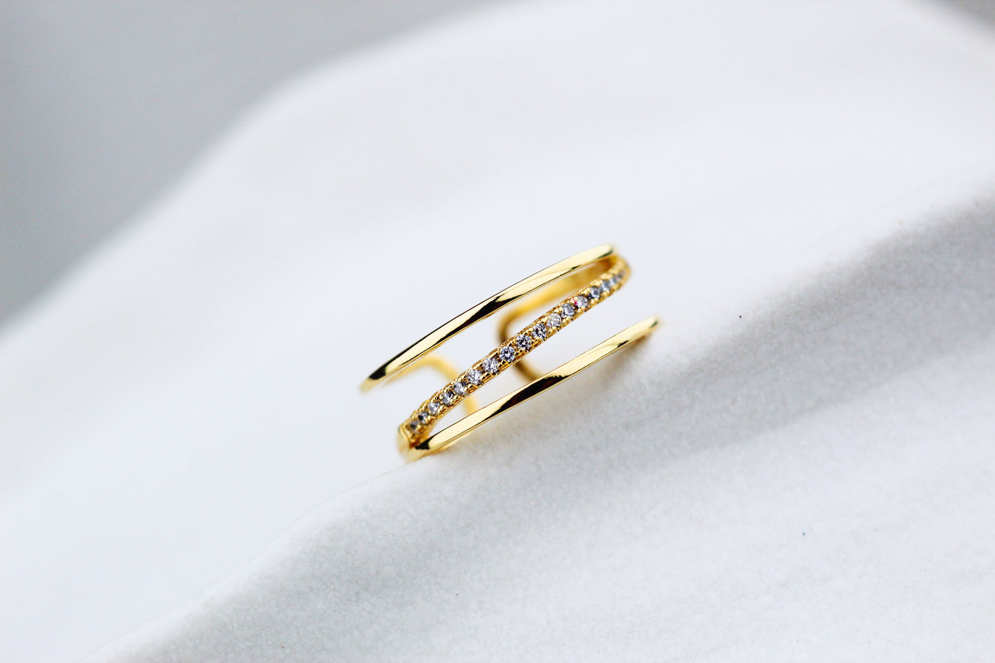 Anillo Dua Línea Frost, elegancia que te envuelve desde el primer instante