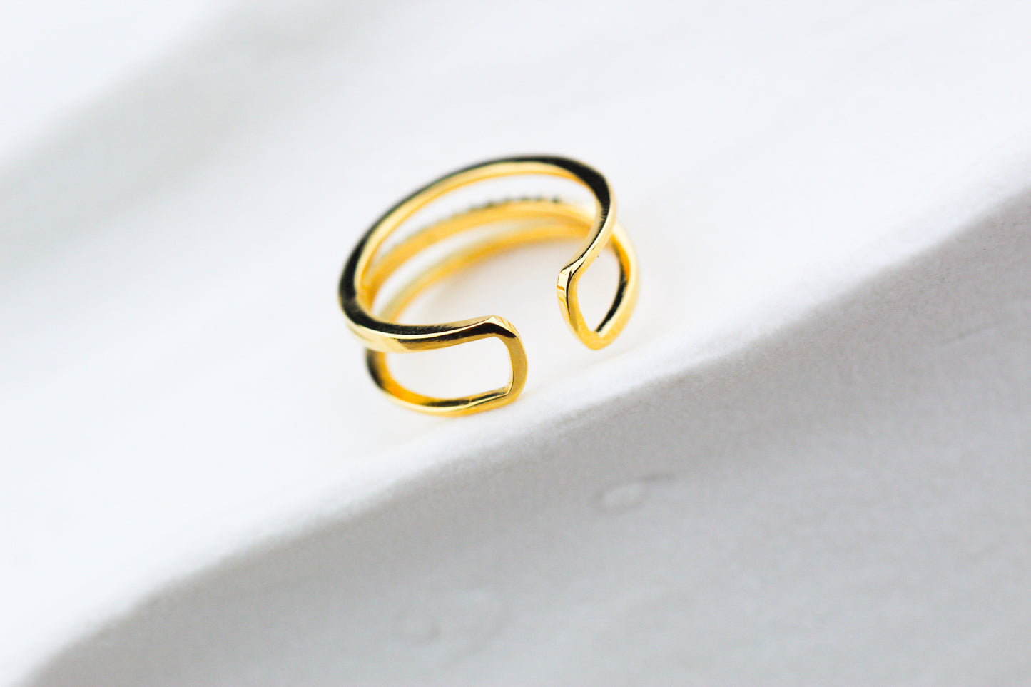 Anillo Dua Línea Frost, elegancia que te envuelve desde el primer instante