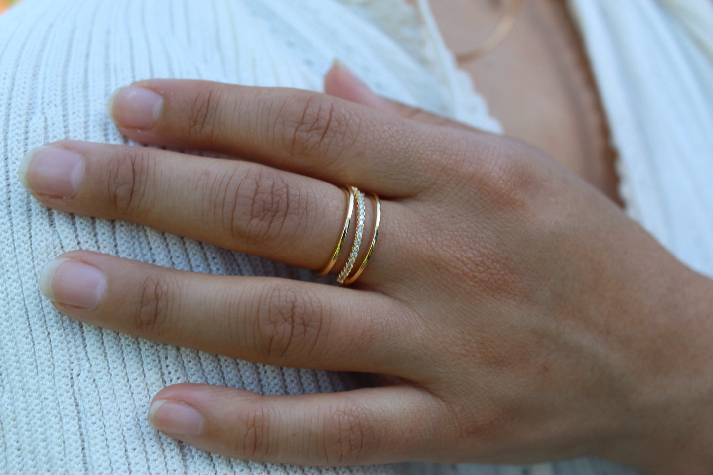 Anillo Dua Línea Frost, elegancia que te envuelve desde el primer instante