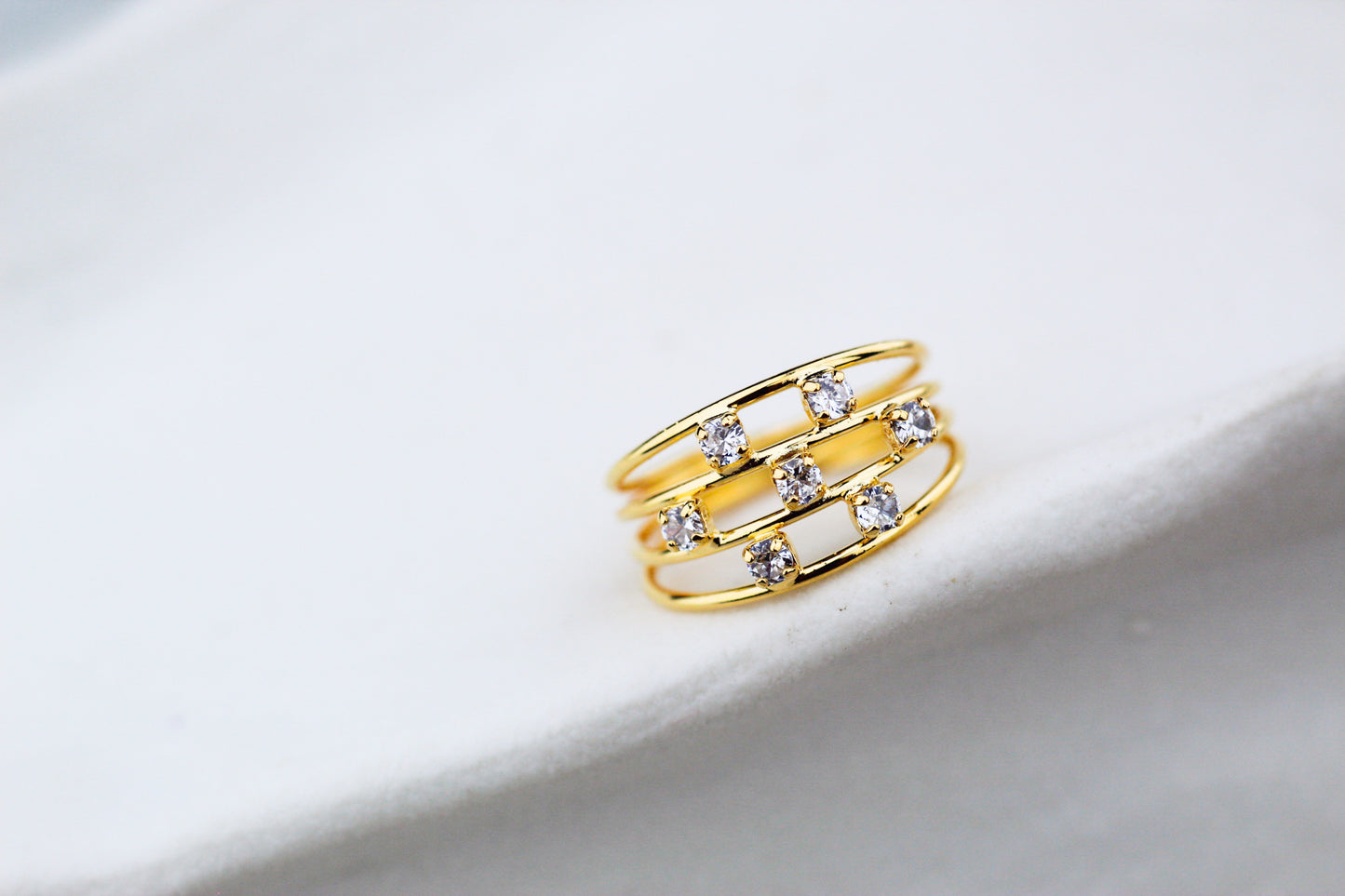 Anillo Grecia Sie Luz, carácter delicado que ilumina tu forma de expresarte