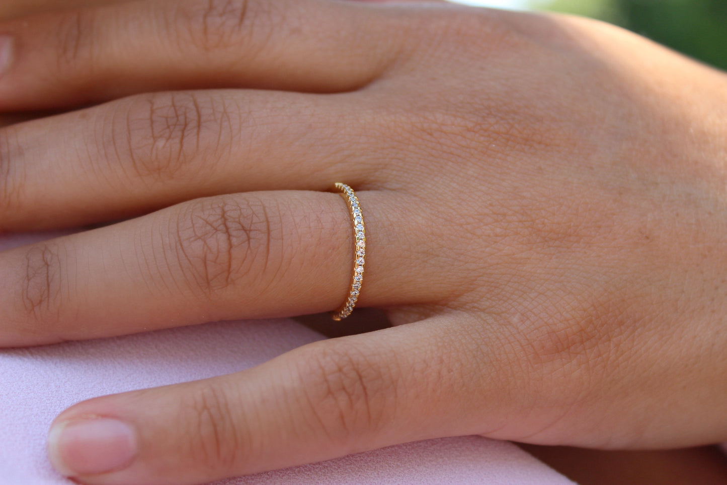 Anillo Tara Frost, delicadeza que ilumina cada momento