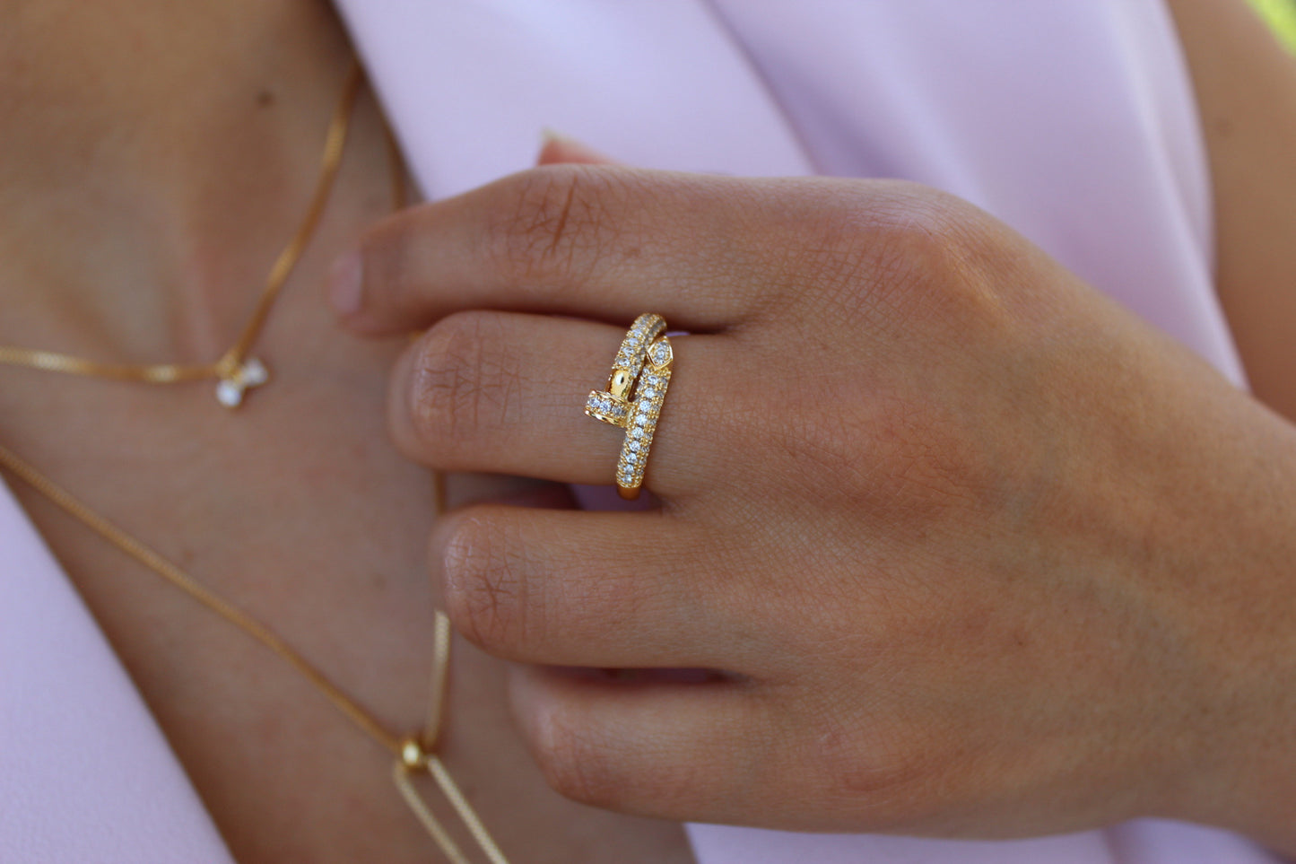 Anillo Clavo Gru Frost, carácter que se siente en cada detalle