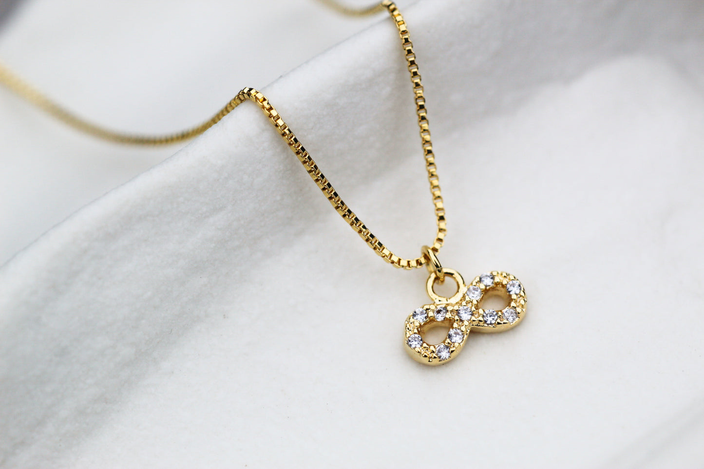 Collar BB Infinito Frost