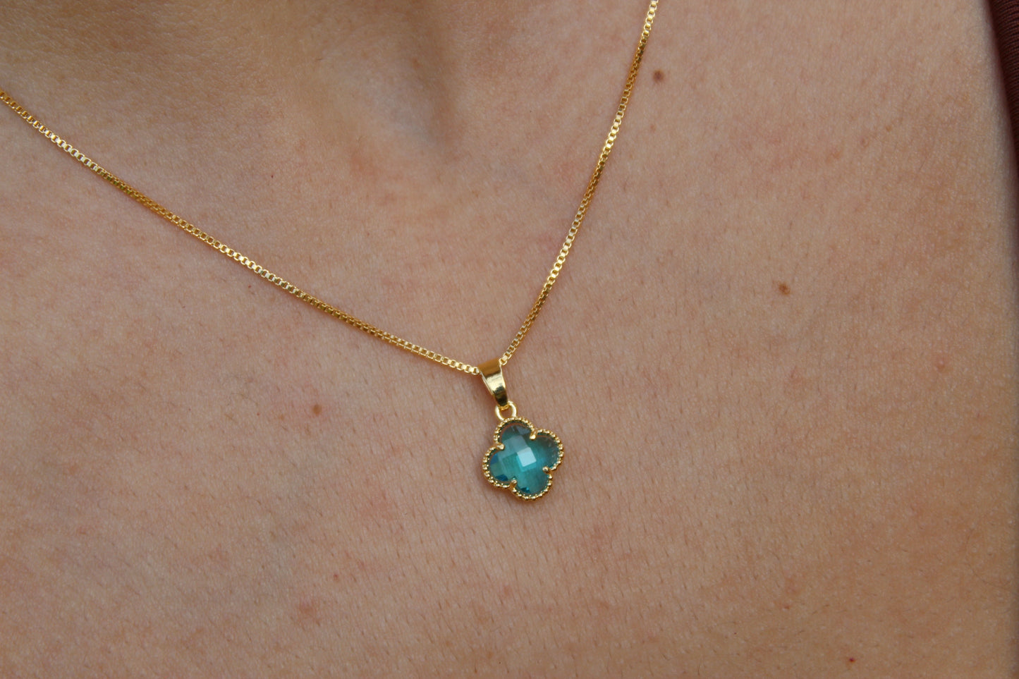 Collar C. Celeste