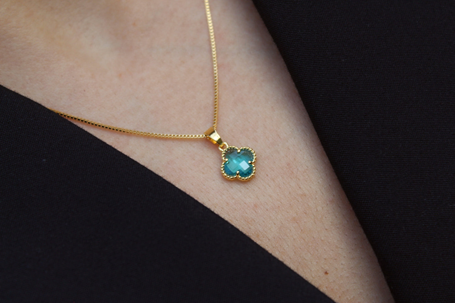 Collar C. Celeste