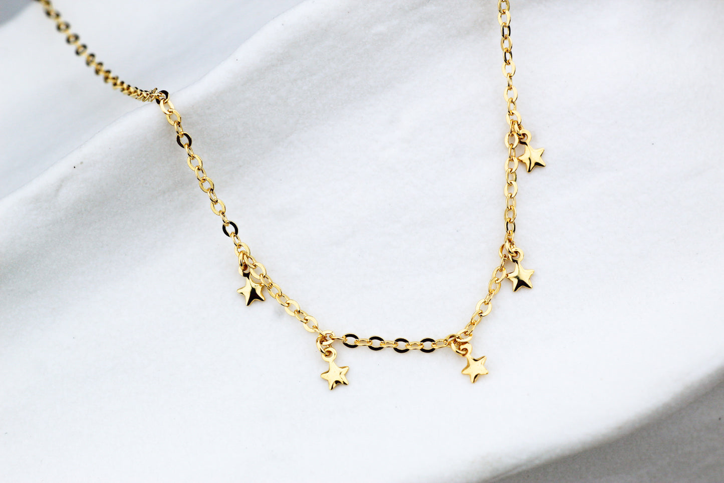 Collar Copelia BB Mini Stella, un cielo de estrellas en tu estilo.