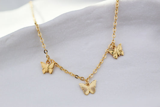 Collar Copelia Mariposa, un símbolo de libertad y transformación.