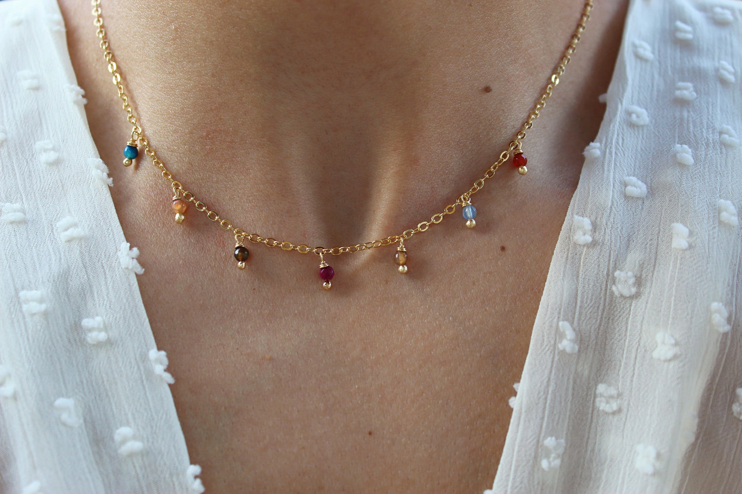 Collar Copelia Piedras, energía y equilibrio.