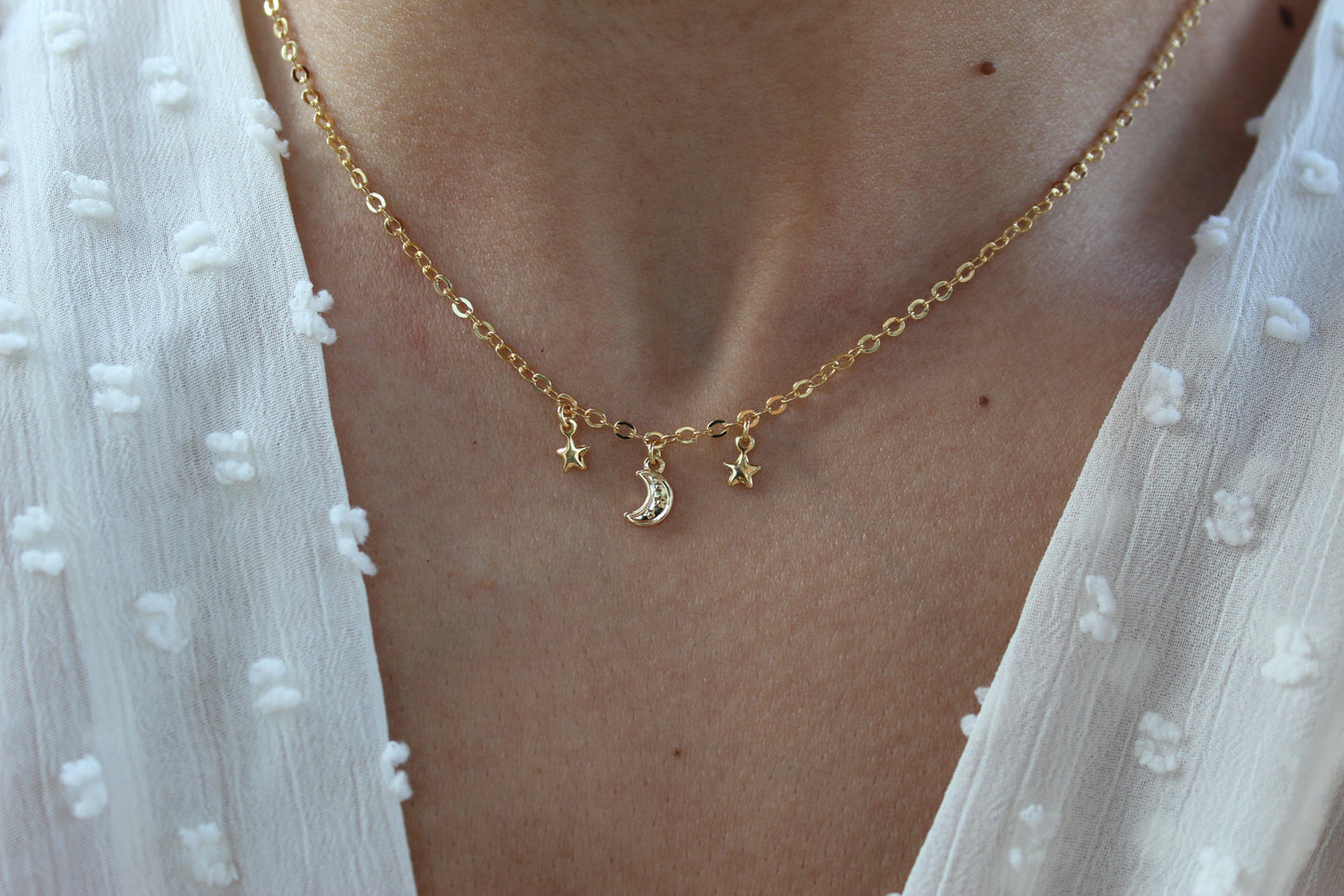 Collar Copelia Sky, un pedacito de cielo para llevar contigo.