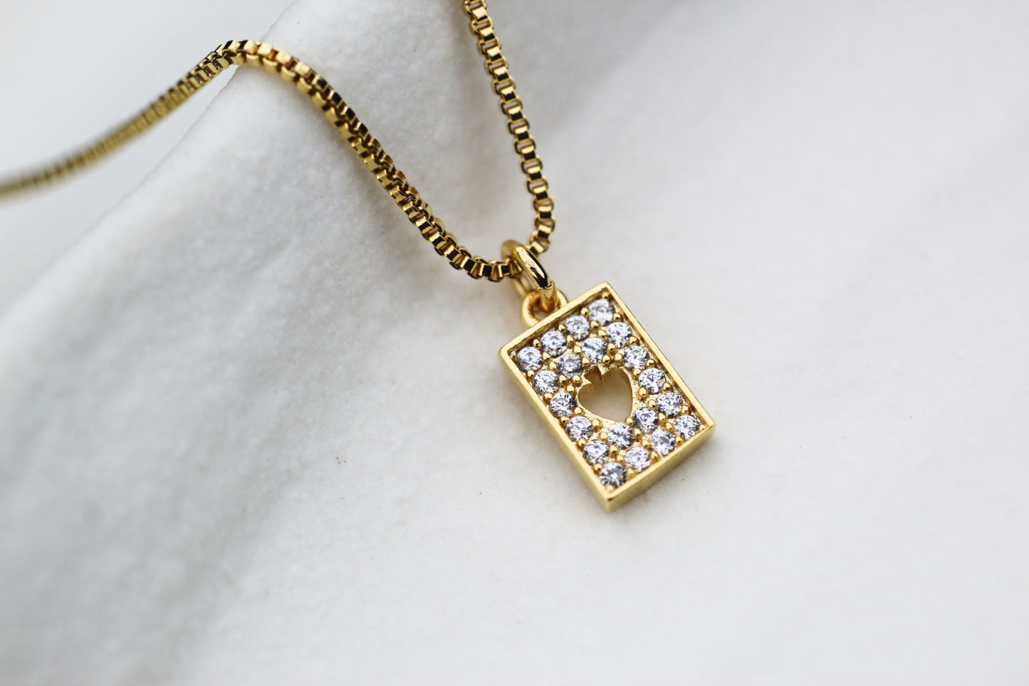 Collar Cuadro Detente