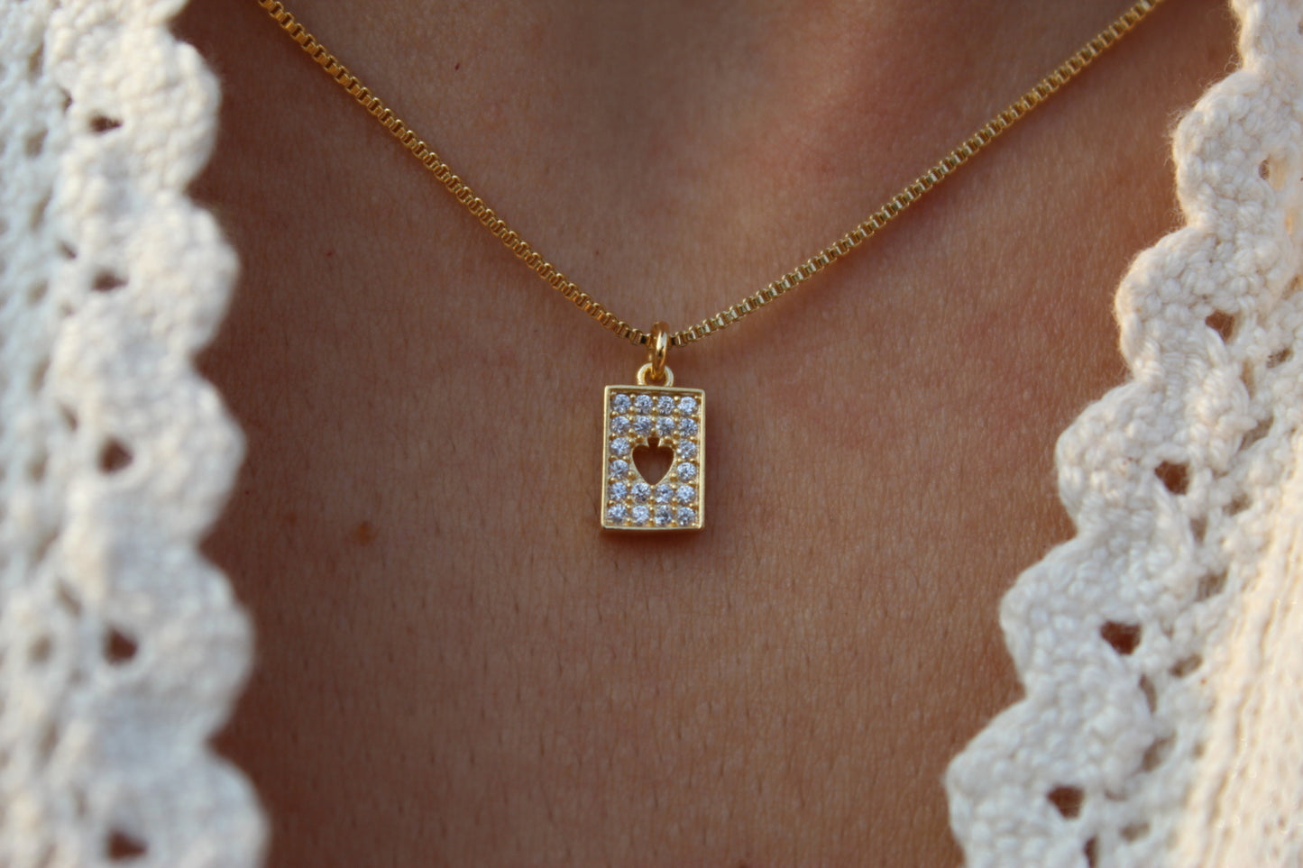 Collar Cuadro Detente