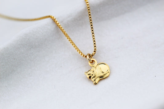 Collar Gato acostado, calma, intuición y libertad en su forma más pura