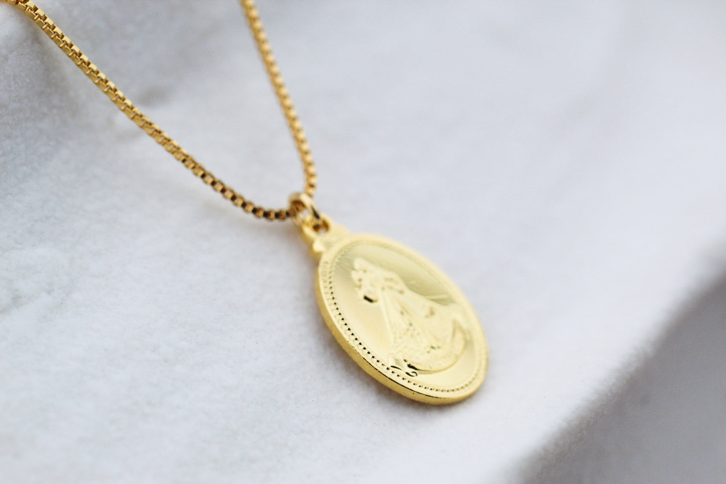 Collar Jesús Bor 1,8, 2 collares en 1: fe que eliges mostrar a tu manera