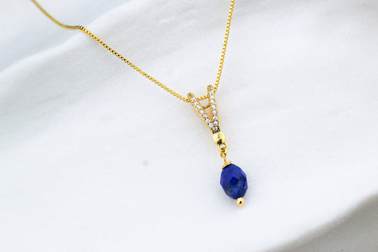 Collar Lapislázuli Drops Du Frost, un brillo con historia.