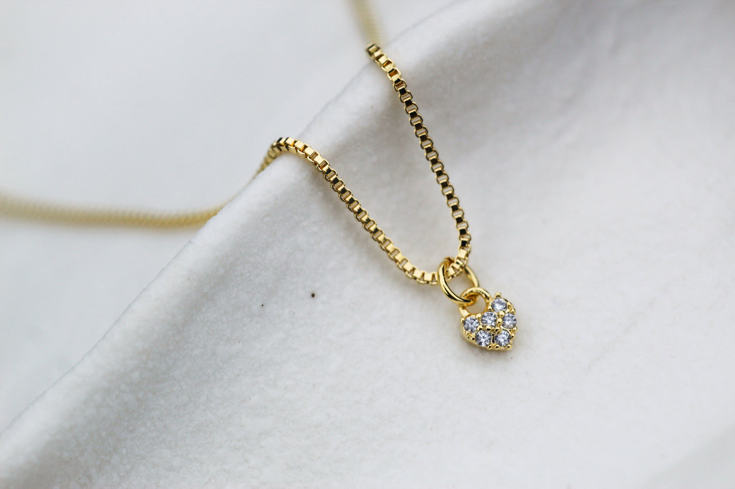 Collar Mini Corazón Frost