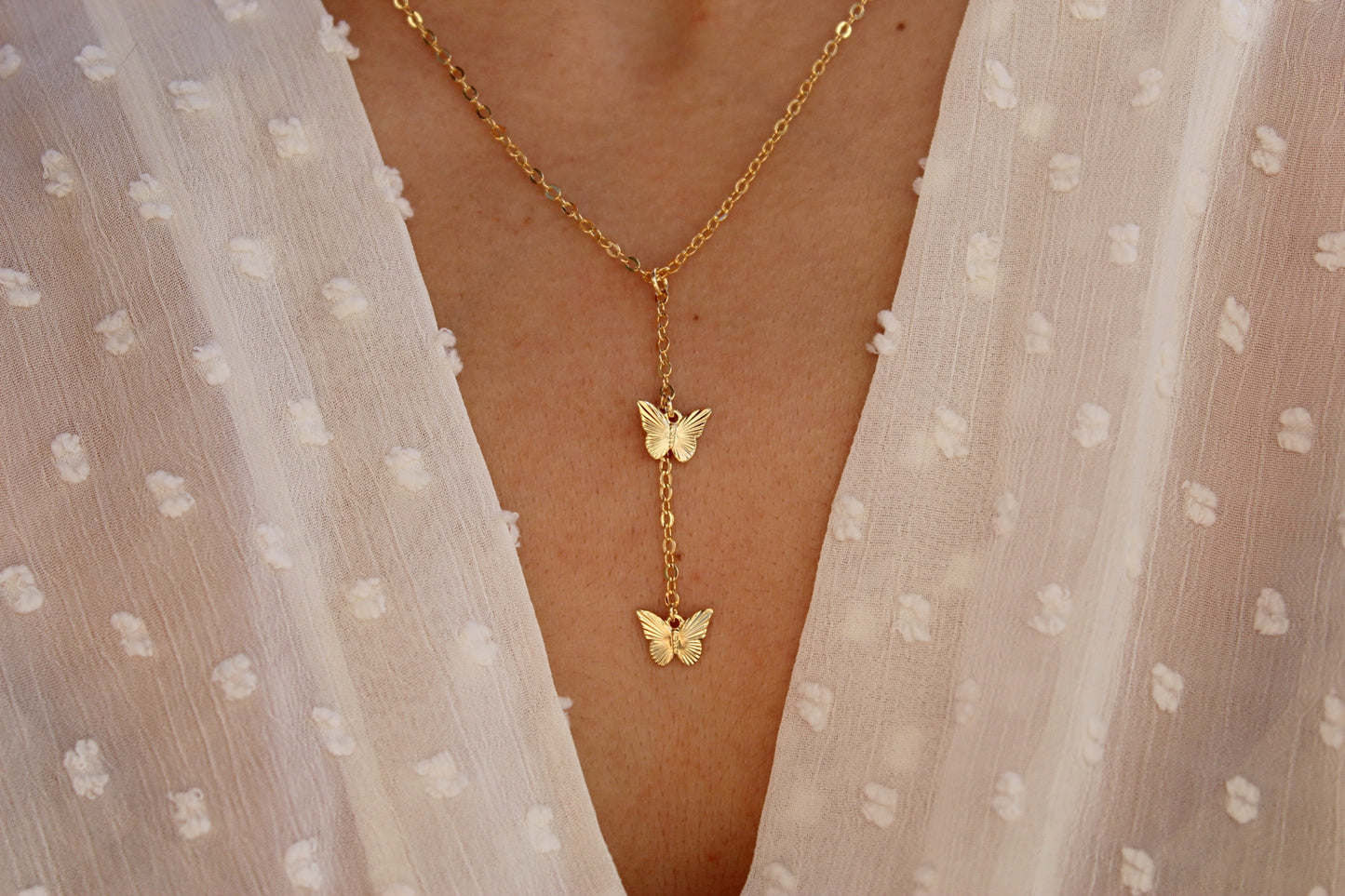 Collar Munduk Mariposas, un vuelo de libertad y belleza.