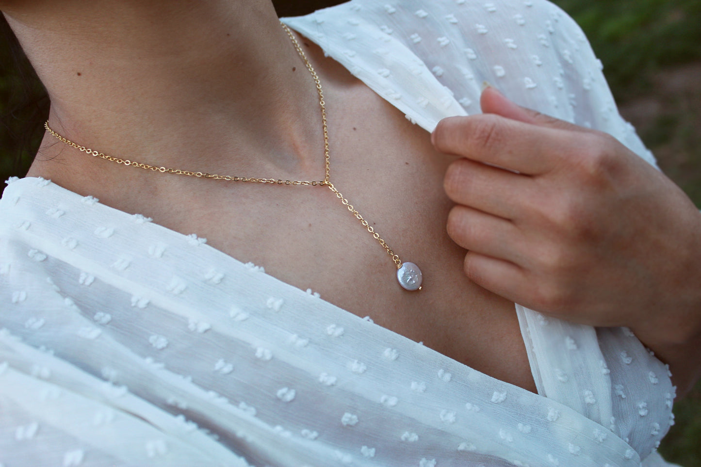 Collar Munduk Perla de Río Plan, elegancia que fluye con naturalidad.