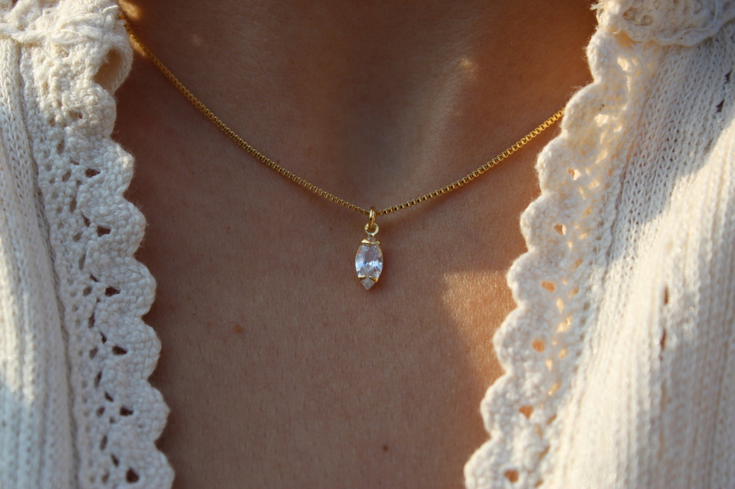 Collar Oval Luz