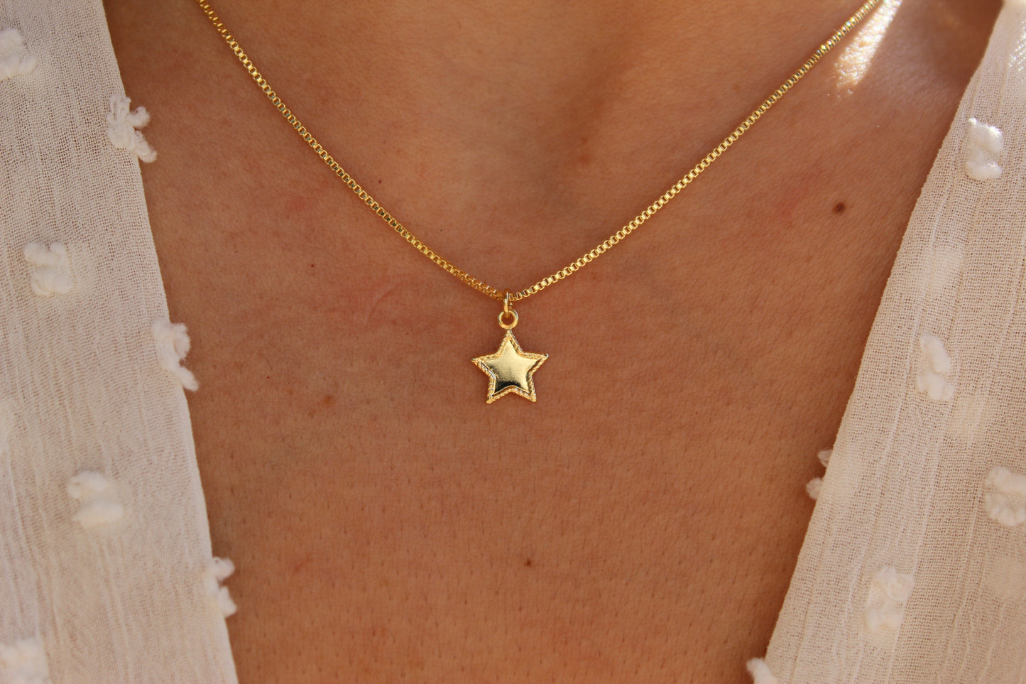 Collar Stella Bor, un diseño sutil y atemporal.