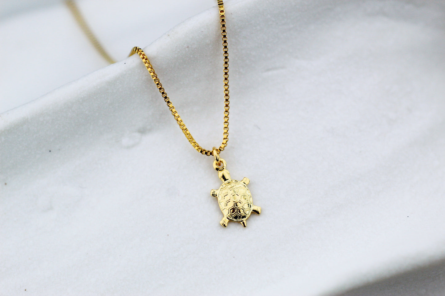 Collar Tortuga Vol, un amuleto para amantes de las tortugas.