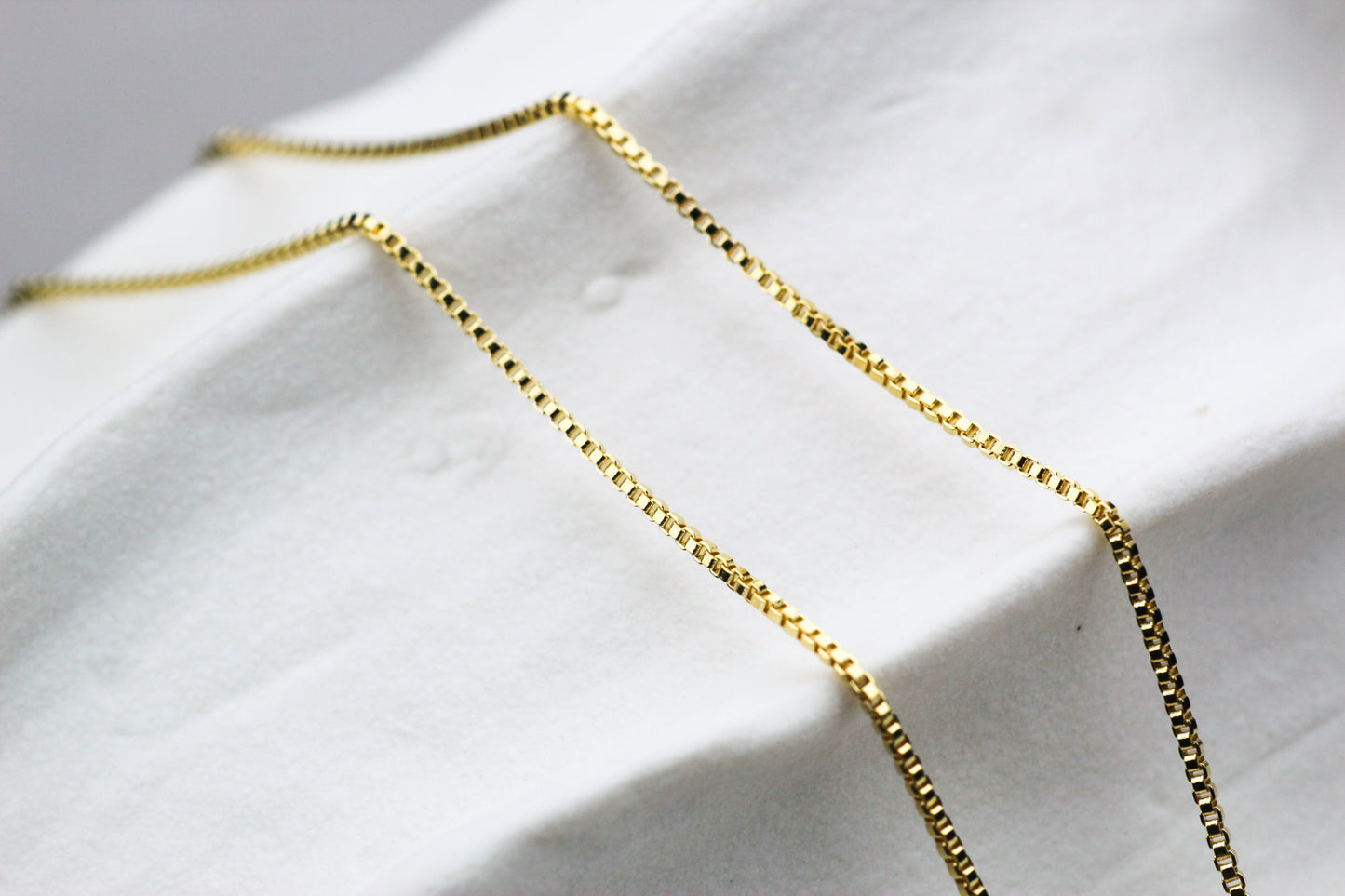 Collar Venecia Gru 62 cm.