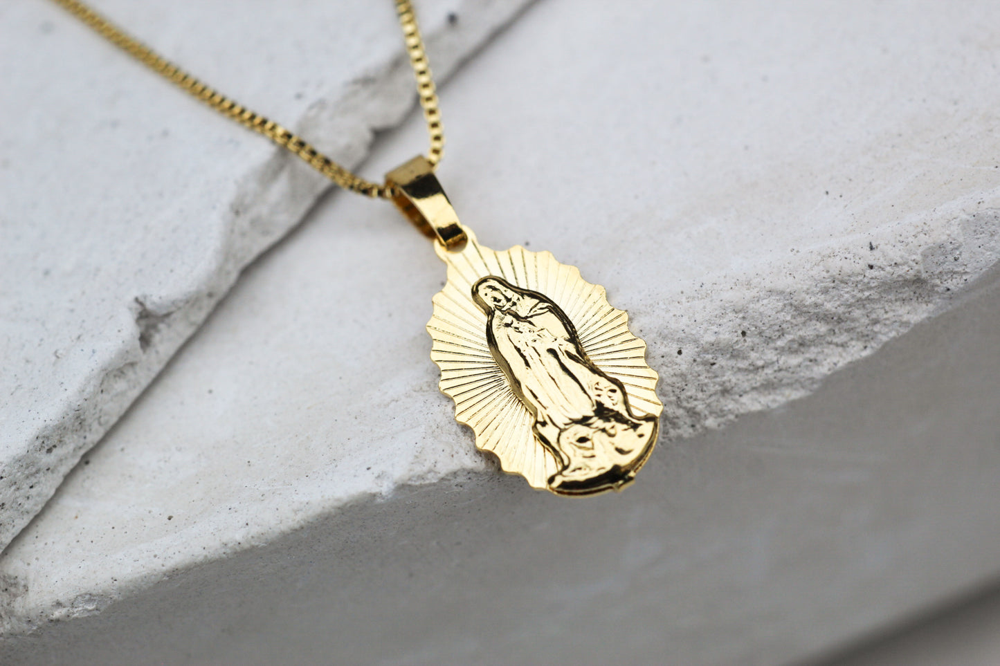 Collar Virgen de Guadalupe
