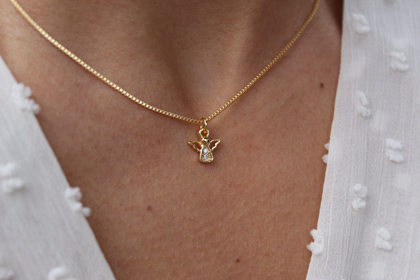 Collar BB Ángel Frost, protección que se lleva con delicadeza