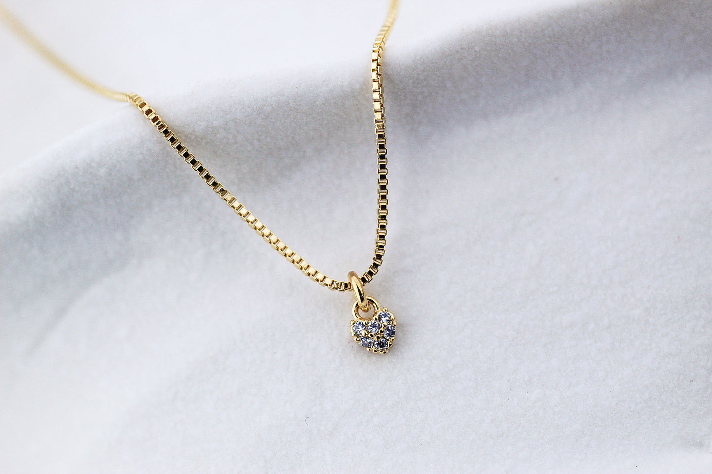 Collar BB Corazón Frost 4 m, ternura que se siente antes de verse